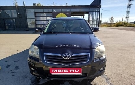 Toyota Avensis III рестайлинг, 2005 год, 850 000 рублей, 6 фотография