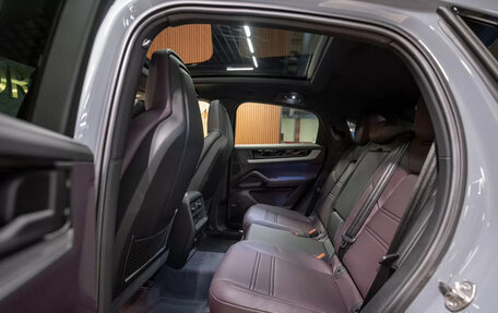 Porsche Cayenne III, 2025 год, 20 990 000 рублей, 27 фотография