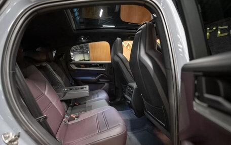 Porsche Cayenne III, 2025 год, 20 990 000 рублей, 25 фотография