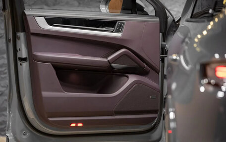 Porsche Cayenne III, 2025 год, 20 990 000 рублей, 30 фотография