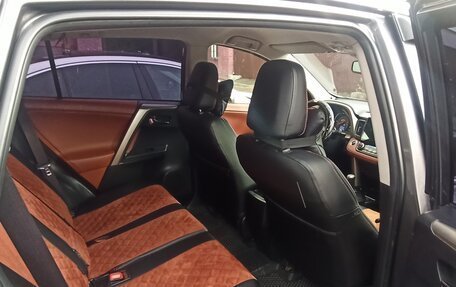 Toyota RAV4, 2013 год, 2 150 000 рублей, 12 фотография