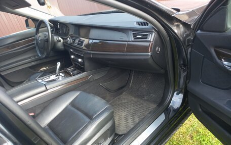 BMW 7 серия, 2011 год, 1 350 000 рублей, 11 фотография