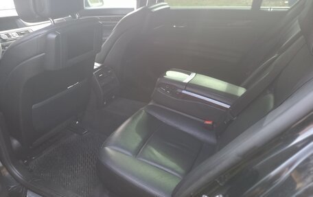 BMW 7 серия, 2011 год, 1 350 000 рублей, 12 фотография