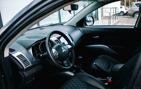 Mitsubishi Outlander III рестайлинг 3, 2008 год, 1 015 000 рублей, 7 фотография