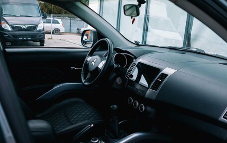 Mitsubishi Outlander III рестайлинг 3, 2008 год, 1 015 000 рублей, 9 фотография