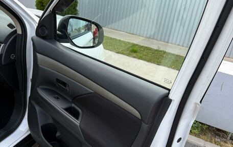 Mitsubishi Outlander III рестайлинг 3, 2014 год, 1 560 000 рублей, 12 фотография
