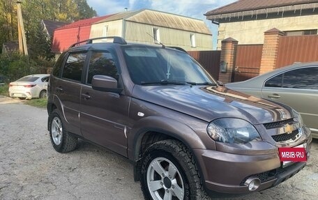 Chevrolet Niva I рестайлинг, 2019 год, 910 000 рублей, 2 фотография