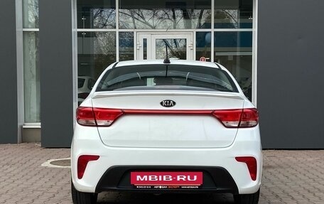 KIA Rio IV, 2018 год, 1 199 000 рублей, 4 фотография