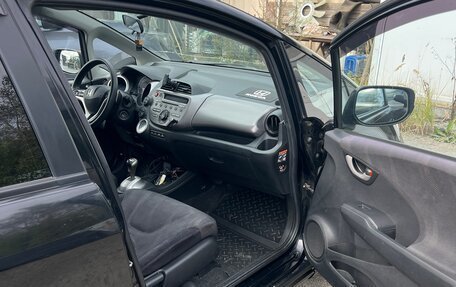 Honda Jazz II рестайлинг, 2009 год, 800 000 рублей, 13 фотография