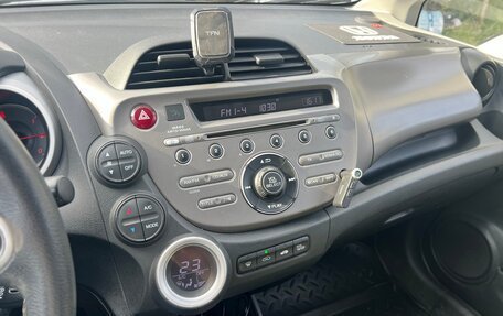 Honda Jazz II рестайлинг, 2009 год, 800 000 рублей, 11 фотография