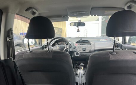 Honda Jazz II рестайлинг, 2009 год, 800 000 рублей, 14 фотография