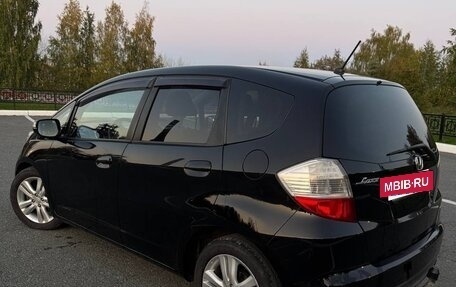Honda Jazz II рестайлинг, 2009 год, 800 000 рублей, 10 фотография
