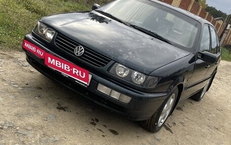 Volkswagen Passat B4, 1996 год, 479 000 рублей, 1 фотография