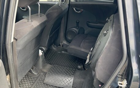 Honda Jazz II рестайлинг, 2009 год, 800 000 рублей, 17 фотография