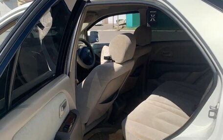 Toyota Harrier, 1998 год, 700 000 рублей, 4 фотография
