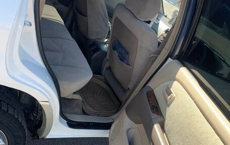 Toyota Harrier, 1998 год, 700 000 рублей, 8 фотография