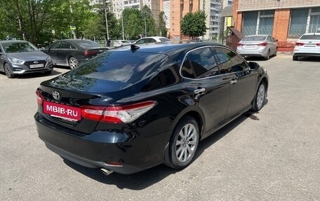 Toyota Camry, 2018 год, 2 450 000 рублей, 12 фотография