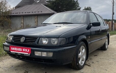 Volkswagen Passat B4, 1996 год, 479 000 рублей, 3 фотография