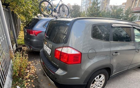 Chevrolet Orlando I, 2011 год, 695 000 рублей, 5 фотография