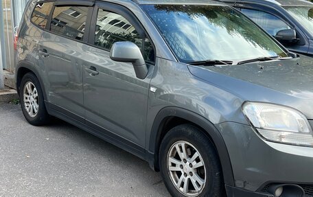Chevrolet Orlando I, 2011 год, 695 000 рублей, 2 фотография