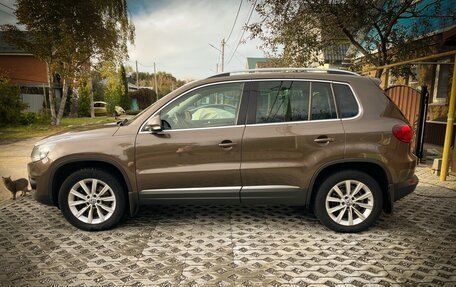 Volkswagen Tiguan I, 2016 год, 1 850 000 рублей, 2 фотография