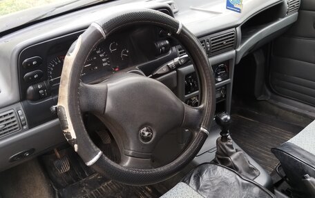 Daewoo Nexia I рестайлинг, 2001 год, 100 000 рублей, 1 фотография