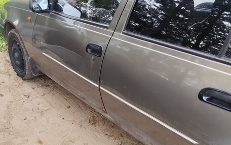 Daewoo Nexia I рестайлинг, 2001 год, 100 000 рублей, 8 фотография