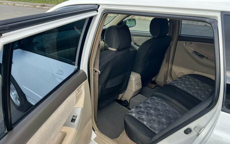 Toyota Corolla, 2005 год, 799 999 рублей, 11 фотография
