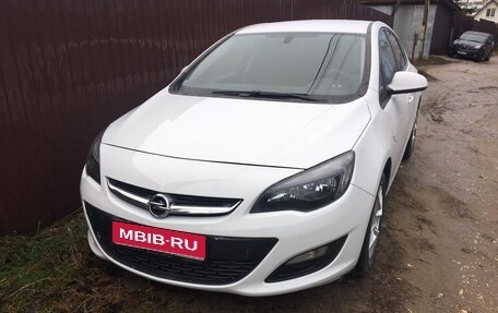 Opel Astra J, 2013 год, 780 000 рублей, 1 фотография
