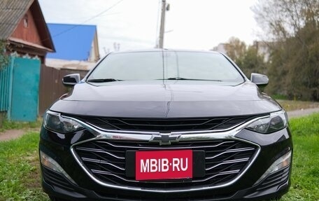 Chevrolet Malibu IX, 2021 год, 1 830 000 рублей, 3 фотография