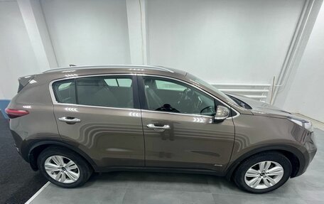 KIA Sportage IV рестайлинг, 2018 год, 2 099 000 рублей, 4 фотография