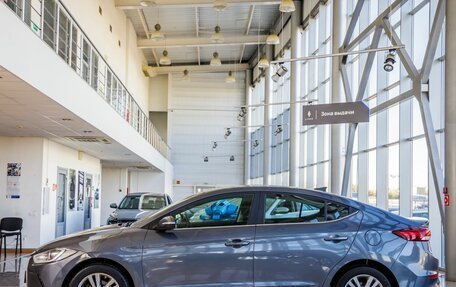 Hyundai Elantra VI рестайлинг, 2018 год, 1 528 000 рублей, 4 фотография