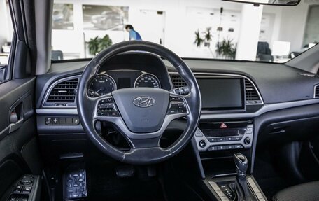 Hyundai Elantra VI рестайлинг, 2018 год, 1 528 000 рублей, 20 фотография