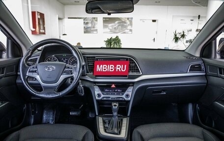 Hyundai Elantra VI рестайлинг, 2018 год, 1 528 000 рублей, 28 фотография