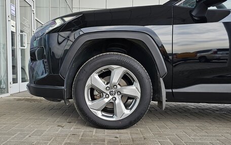 Toyota RAV4, 2021 год, 3 399 000 рублей, 11 фотография
