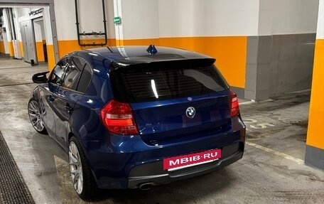 BMW 1 серия, 2011 год, 800 000 рублей, 4 фотография
