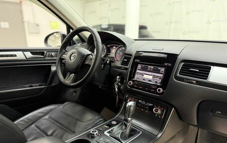 Volkswagen Touareg III, 2014 год, 2 348 000 рублей, 6 фотография