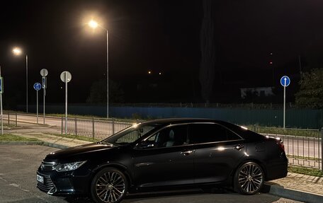 Toyota Camry, 2015 год, 2 550 000 рублей, 14 фотография