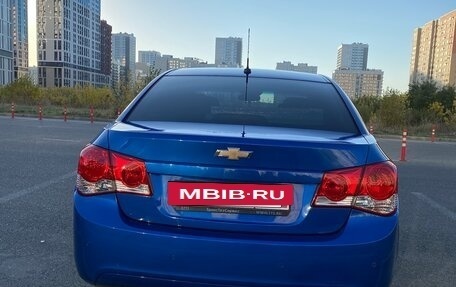 Chevrolet Cruze II, 2011 год, 895 000 рублей, 6 фотография