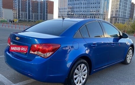 Chevrolet Cruze II, 2011 год, 895 000 рублей, 5 фотография
