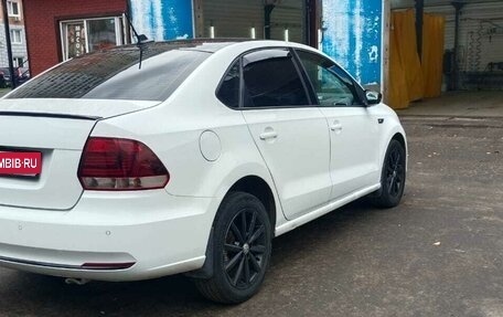 Volkswagen Polo VI (EU Market), 2018 год, 900 000 рублей, 3 фотография