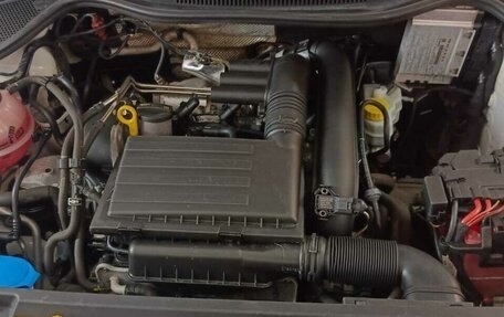 Volkswagen Polo VI (EU Market), 2018 год, 900 000 рублей, 8 фотография