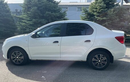 Renault Logan II, 2019 год, 930 000 рублей, 6 фотография