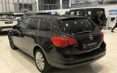 Opel Astra J, 2011 год, 599 000 рублей, 8 фотография