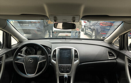 Opel Astra J, 2011 год, 599 000 рублей, 17 фотография