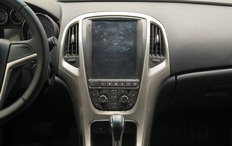 Opel Astra J, 2011 год, 599 000 рублей, 18 фотография