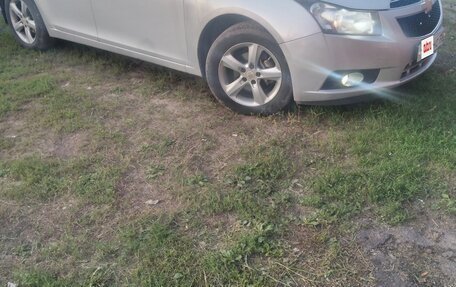 Chevrolet Cruze II, 2011 год, 660 000 рублей, 4 фотография