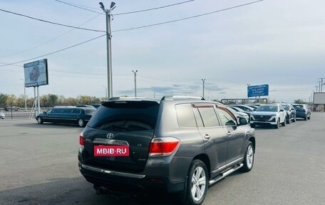 Toyota Highlander III, 2012 год, 2 329 000 рублей, 6 фотография
