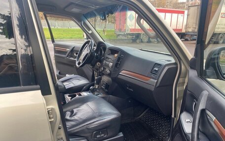Mitsubishi Pajero IV, 2007 год, 1 450 000 рублей, 11 фотография