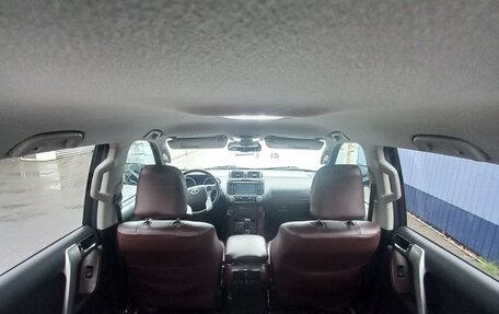 Toyota Land Cruiser Prado 150 рестайлинг 2, 2016 год, 3 500 000 рублей, 9 фотография
